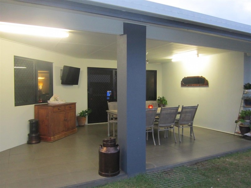 8 Jamie Crescent, Gracemere QLD 4702