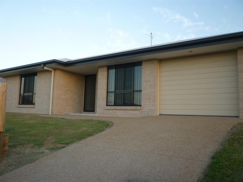24 Burke and Wills Drive, Gracemere QLD 4702