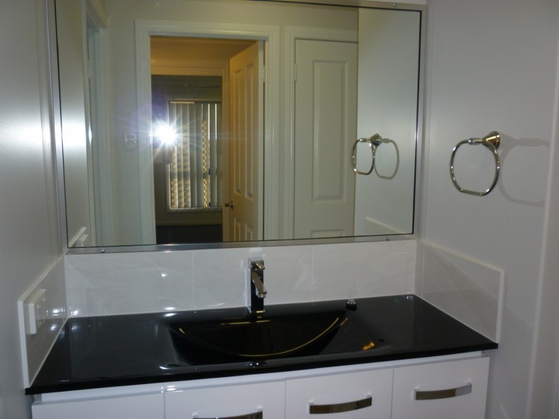 24 Burke and Wills Drive, Gracemere QLD 4702