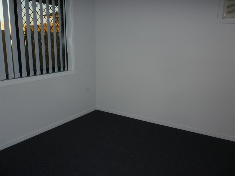 24 Burke and Wills Drive, Gracemere QLD 4702