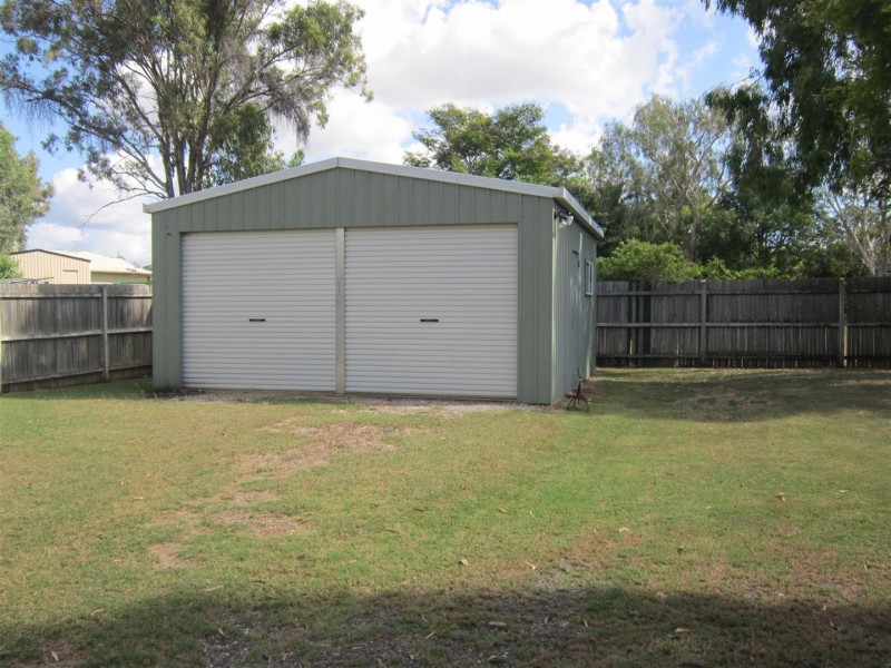 12 Schirmer Close, Gracemere QLD 4702