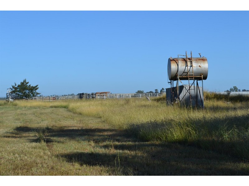 881 South Yaamba Road, South Yaamba QLD 4702