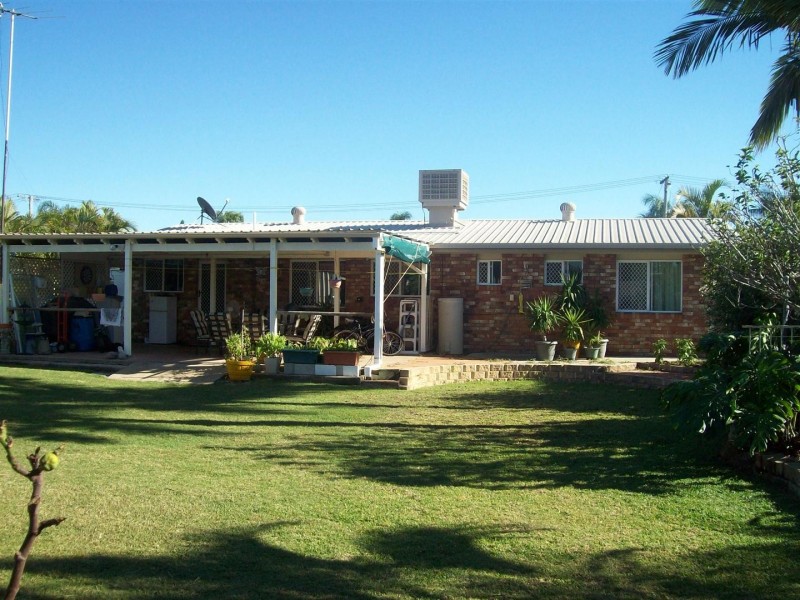 9 Ward Street, Gracemere QLD 4702