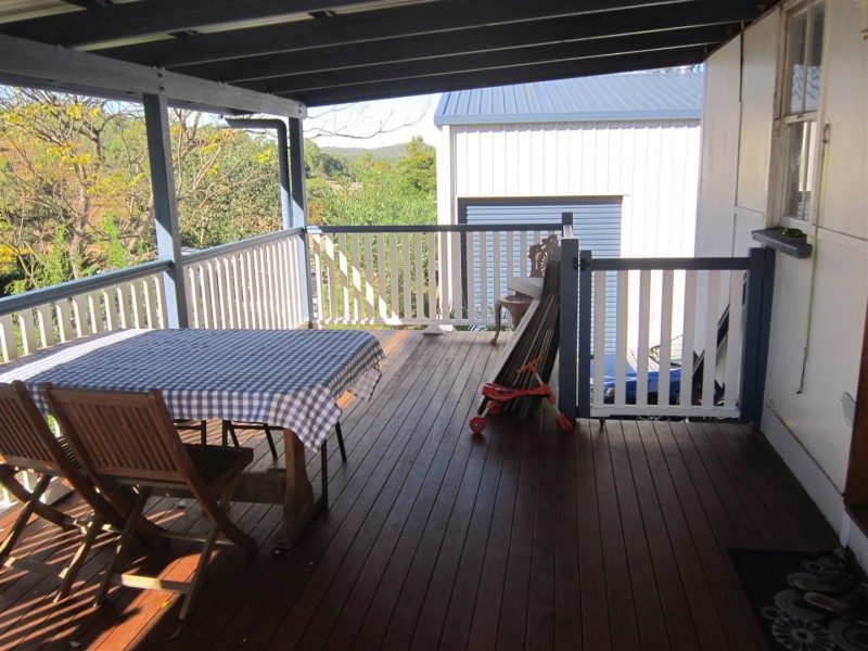 169 East Street, Mount Morgan QLD 4714