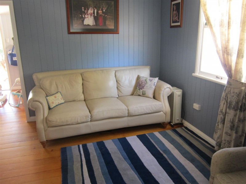 169 East Street, Mount Morgan QLD 4714