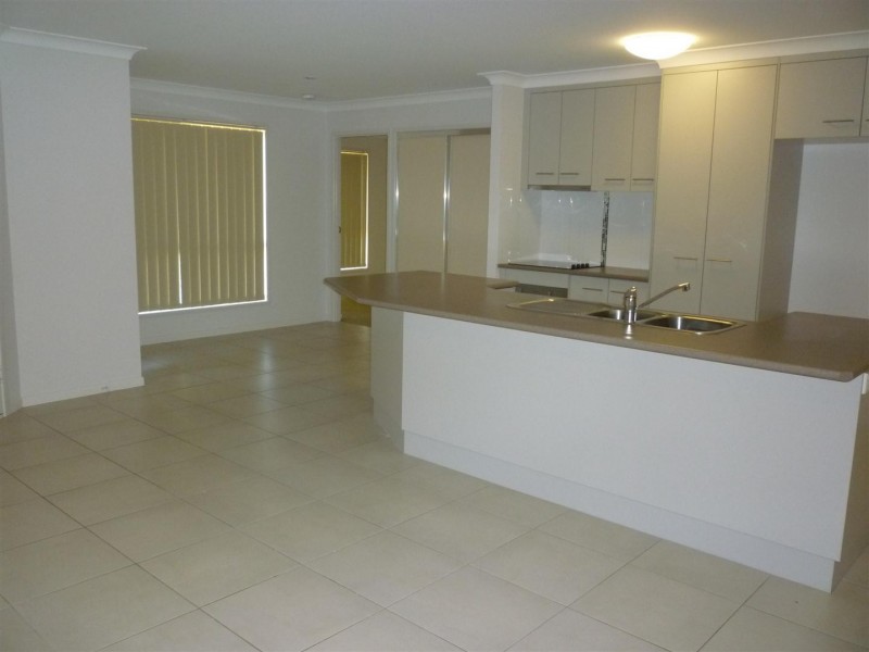 9 Rahima Court, Gracemere QLD 4702