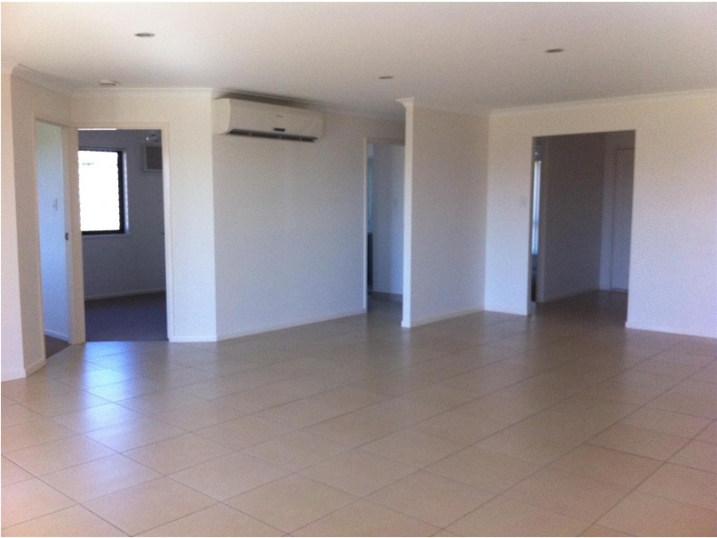 7 Brady Place, Gracemere QLD 4702