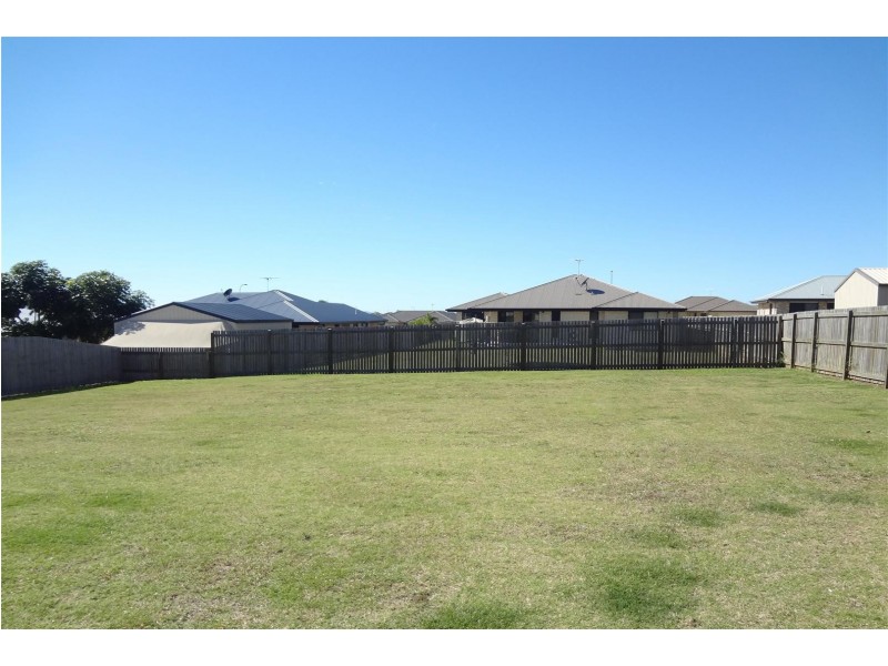 7 Brady Place, Gracemere QLD 4702