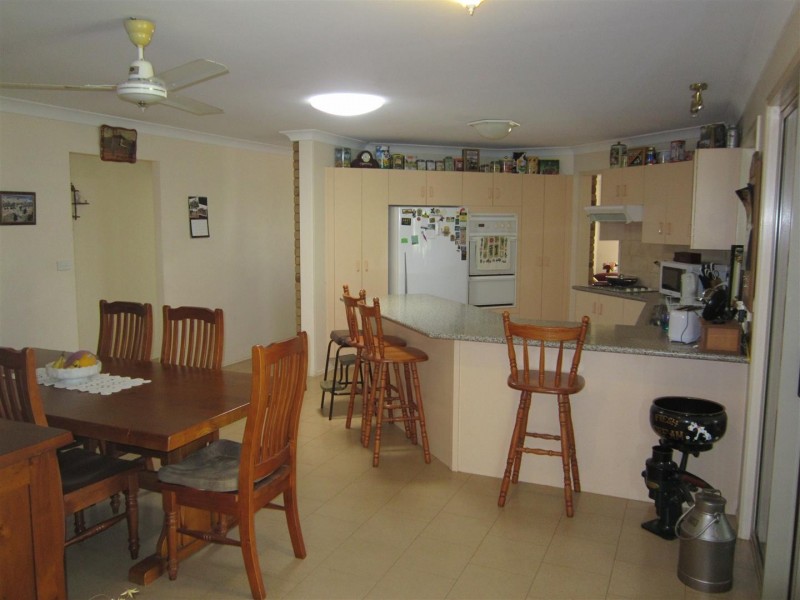 109 Somerset Road, Gracemere QLD 4702