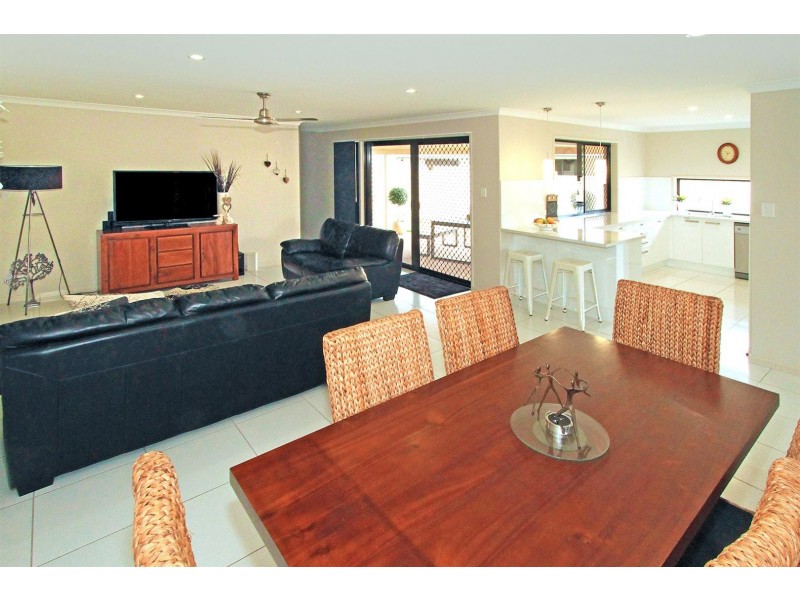 13 Violet Drive, Gracemere QLD 4702