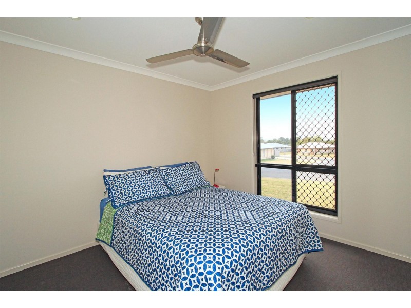 13 Violet Drive, Gracemere QLD 4702