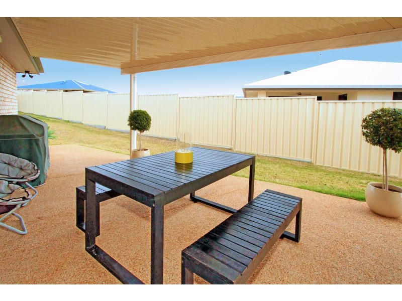 13 Violet Drive, Gracemere QLD 4702