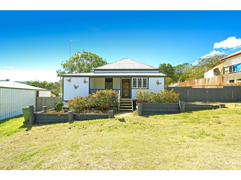 9 Lukin Street, Mount Morgan QLD 4714