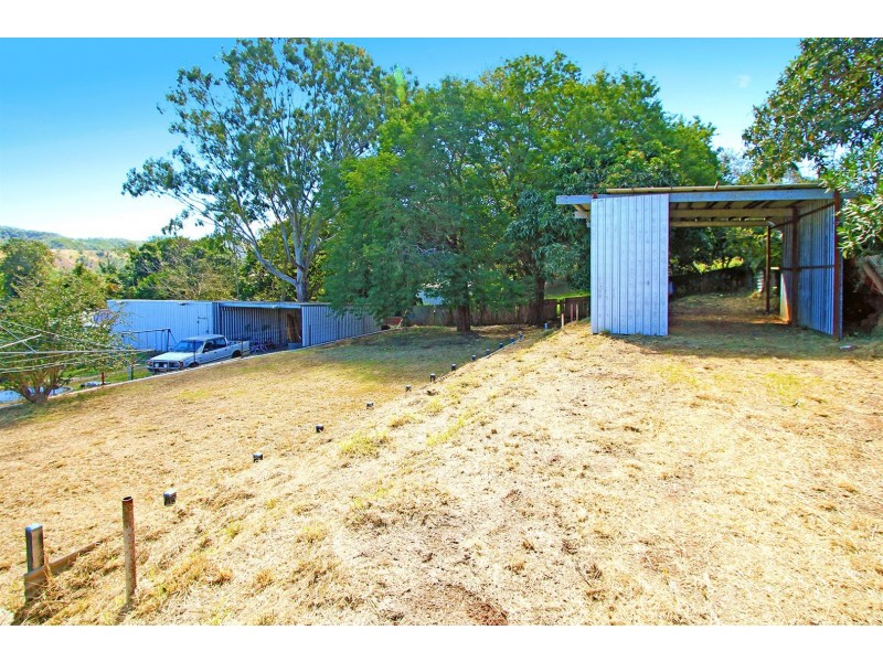 9 Lukin Street, Mount Morgan QLD 4714