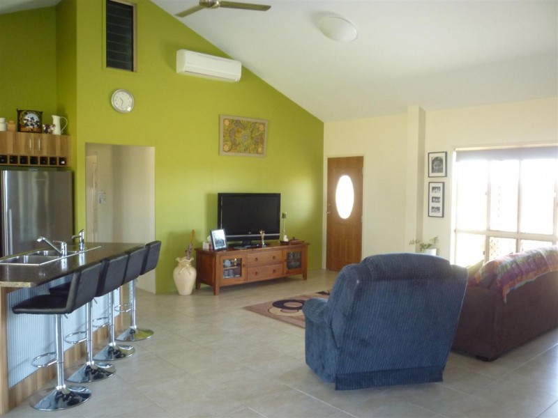 3100 Stanwell Waroula Road, Alton Downs QLD 4702