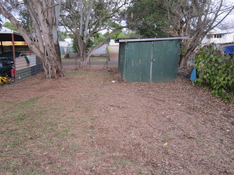 7 Central Street, Mount Morgan QLD 4714