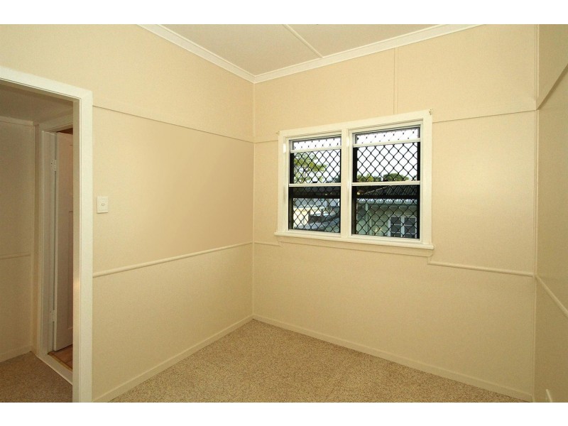 90 Tomkins Street, Berserker QLD 4701