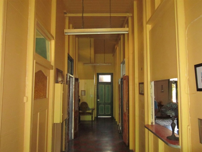 28 Morgan Street, Mount Morgan QLD 4714