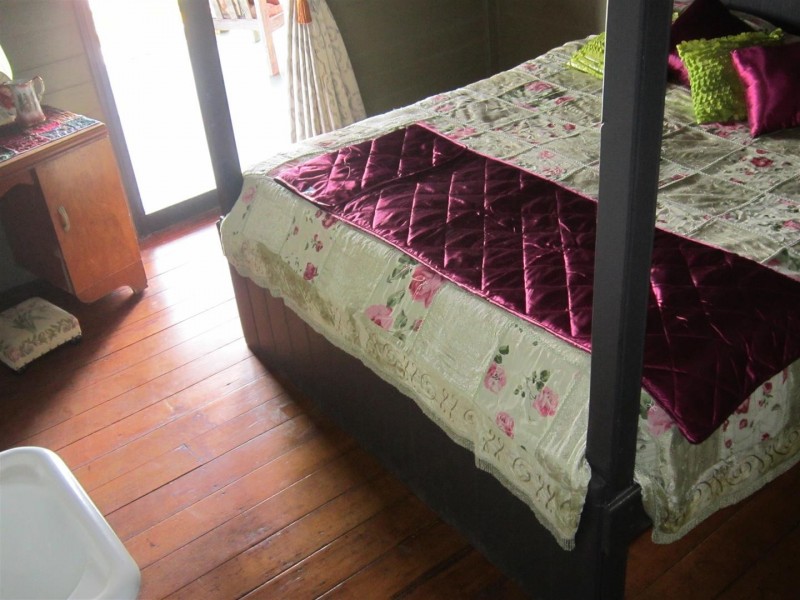 28 Morgan Street, Mount Morgan QLD 4714