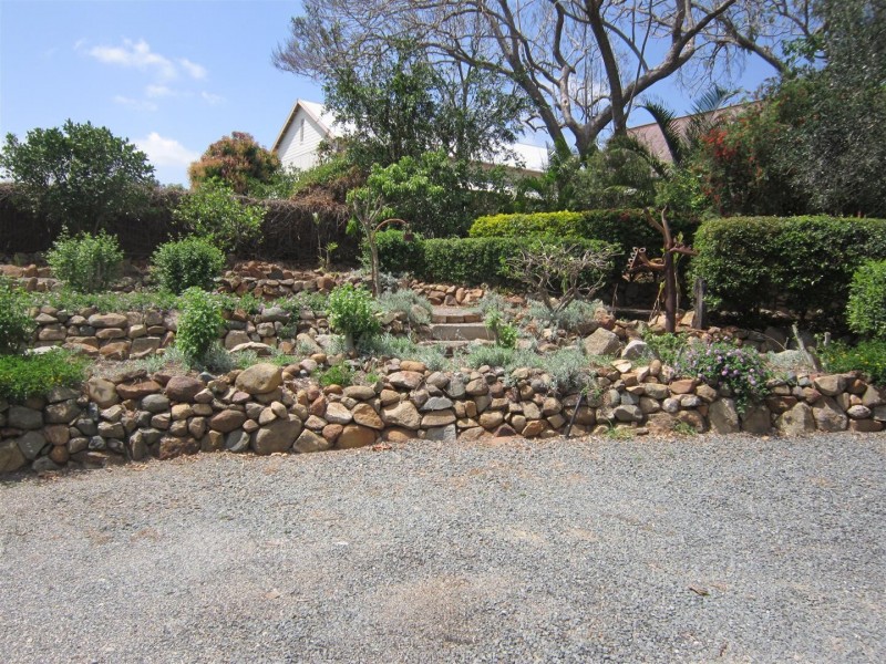 28 Morgan Street, Mount Morgan QLD 4714