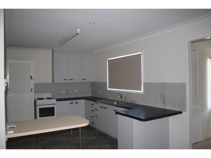 13 Whitman Street, Gracemere QLD 4702