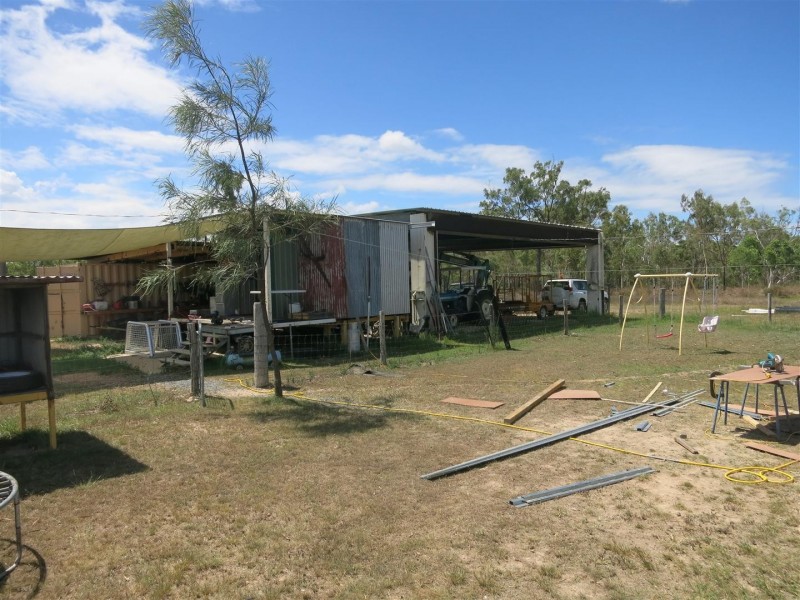 154 Nimitable Road, St Lawrence QLD 4707