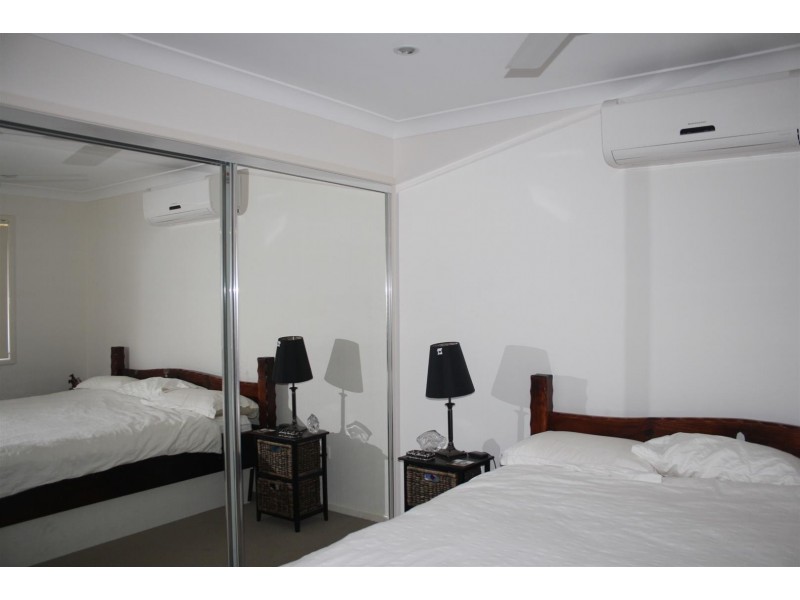 15 Tawarra Crescent, Gracemere QLD 4702