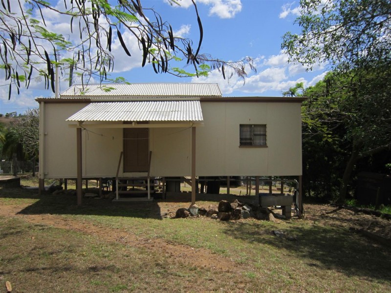 4 Phillip Street, Mount Morgan QLD 4714