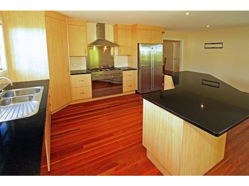 3 Agnes Street, The Range QLD 4700