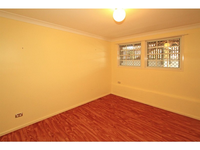 3 Agnes Street, The Range QLD 4700