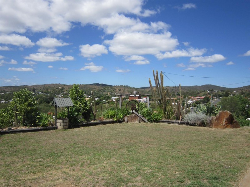 3 Hall Street South, Mount Morgan QLD 4714