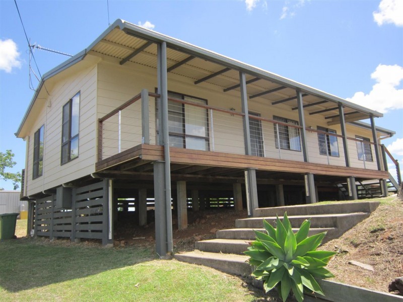 3 Hall Street South, Mount Morgan QLD 4714