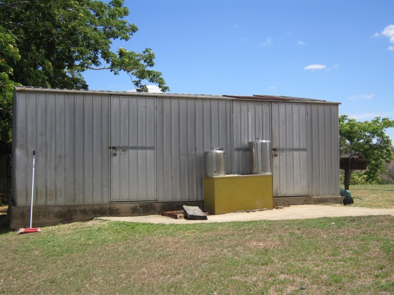 3 Hall Street South, Mount Morgan QLD 4714