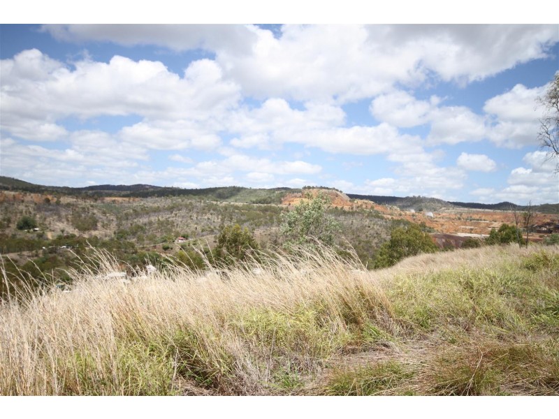 3 Hall Street South, Mount Morgan QLD 4714