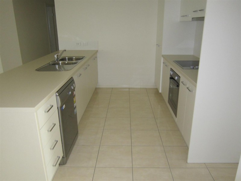 21 Leichhardt Drive, Gracemere QLD 4702