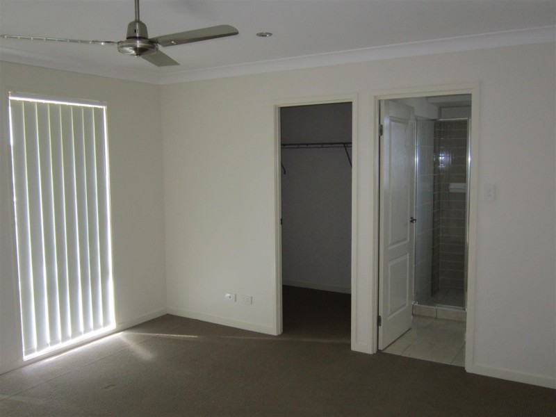 21 Leichhardt Drive, Gracemere QLD 4702
