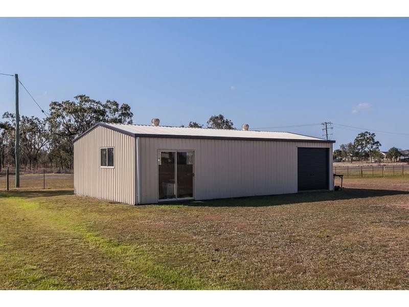 39 Robertson Road, Gracemere QLD 4702