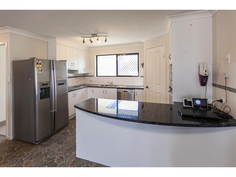 39 Robertson Road, Gracemere QLD 4702