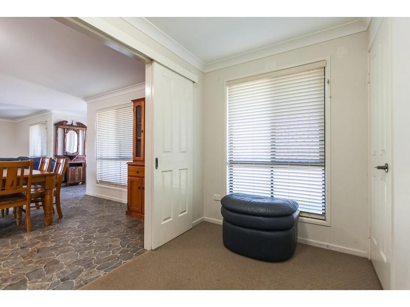 39 Robertson Road, Gracemere QLD 4702