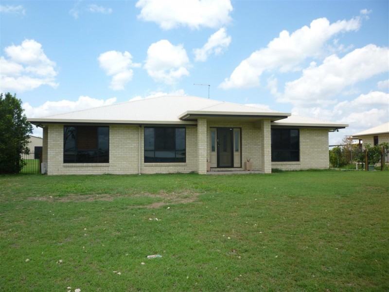 42 Ingram Drive, Gracemere QLD 4702