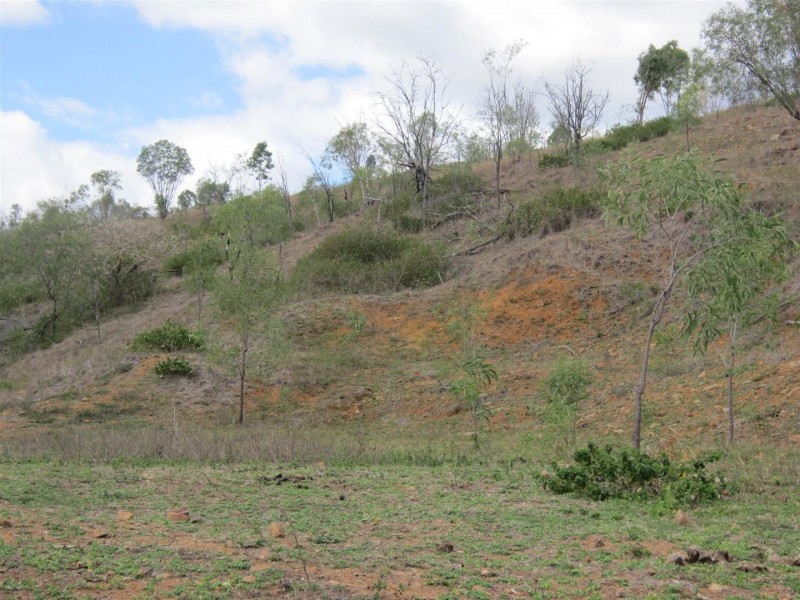 134 Burnett Highway, Mount Morgan QLD 4714