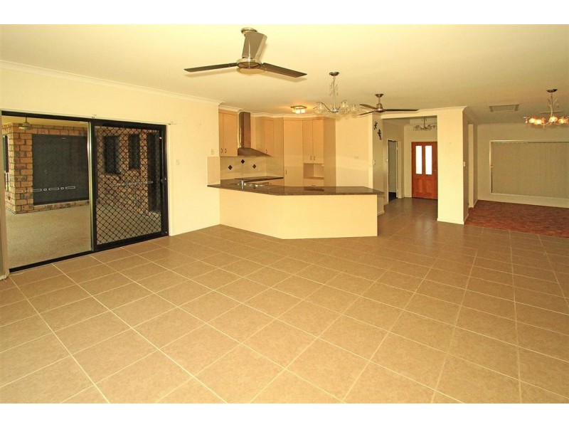 10 Latimer Avenue, Gracemere QLD 4702