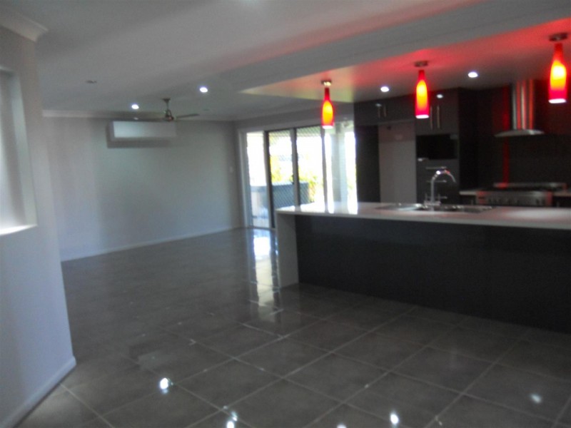 6 Jamie Crescent, Gracemere QLD 4702