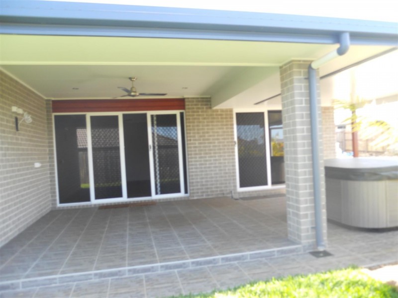 6 Jamie Crescent, Gracemere QLD 4702