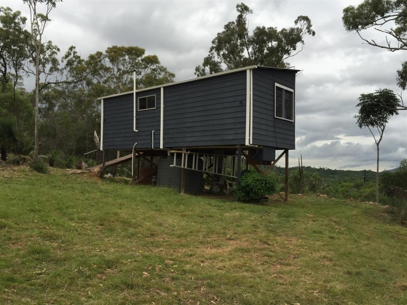 537 Struck Oil Road, Struck Oil QLD 4714