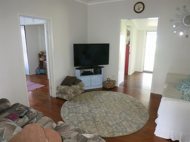 72253 Bruce Highway, Marlborough QLD 4705