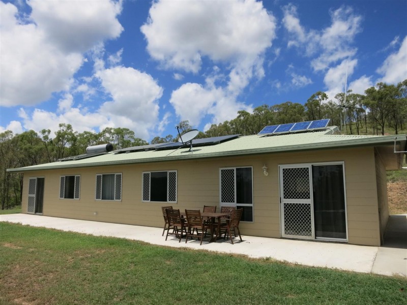 535 Fire Creek Road, Raglan QLD 4697