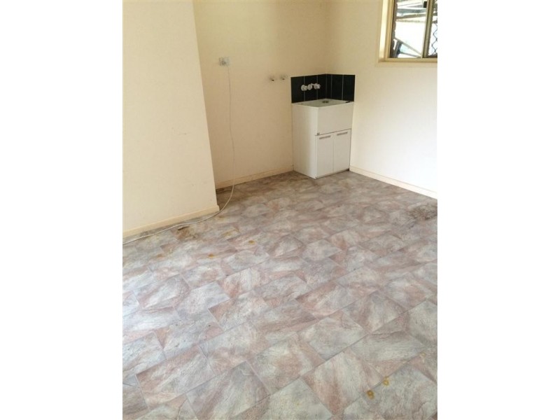 15 Rosewood Avenue, Gracemere QLD 4702