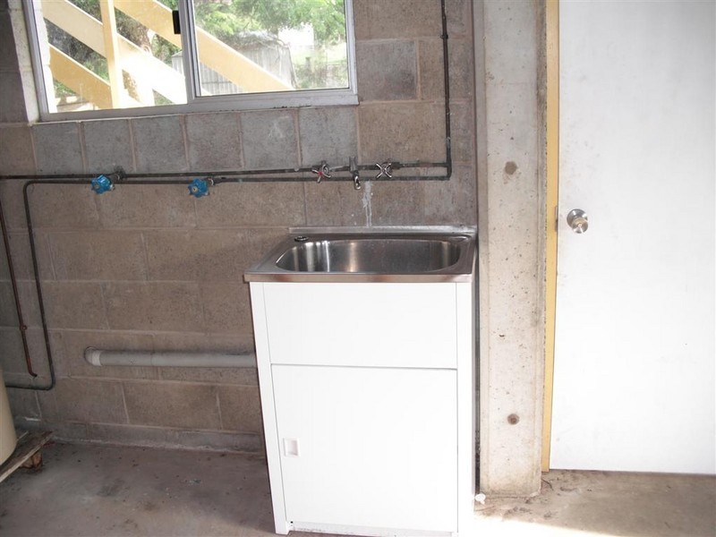 15 Reservoir Street, Gracemere QLD 4702