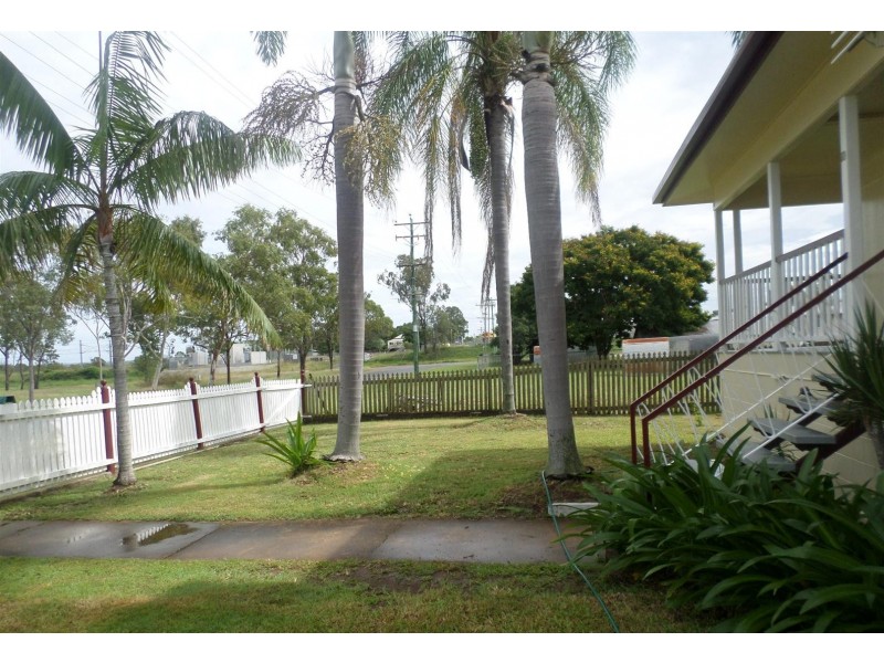 10 Fisher Street, Gracemere QLD 4702